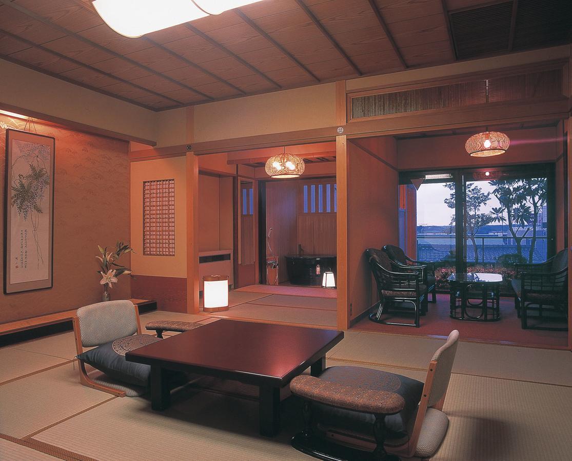 Hotel Yamashiro Onsen Yuzankaku Esterno foto